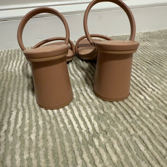 Mule Block Heel - Picture 3 of 4